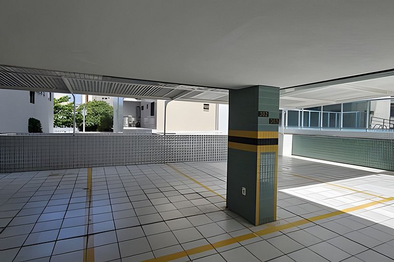 ACONCHEGANTE em Tambaú, piscina, garagem FIXA e completo!