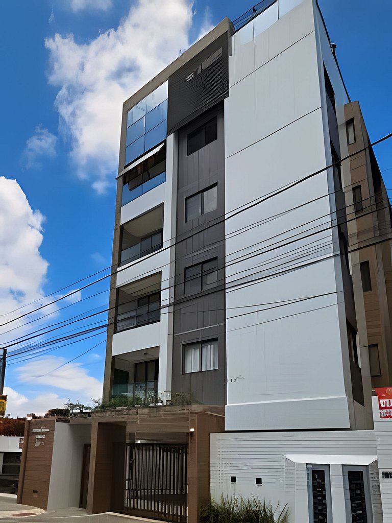 MARAVILHOSO 3 dorm Intermares c/ piscina e garagem