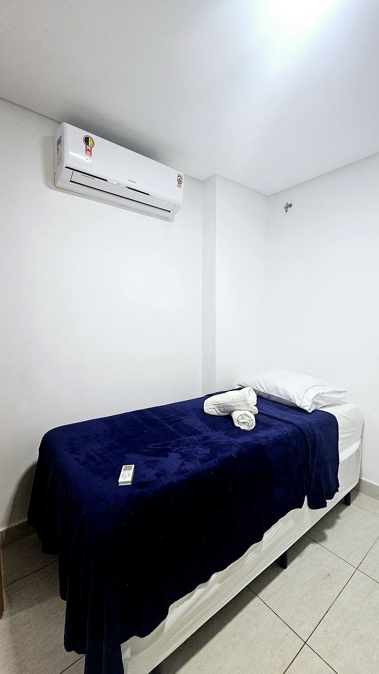 PÉ NA AREIA Raridade, Jardim Oceania com Piscina e garagem