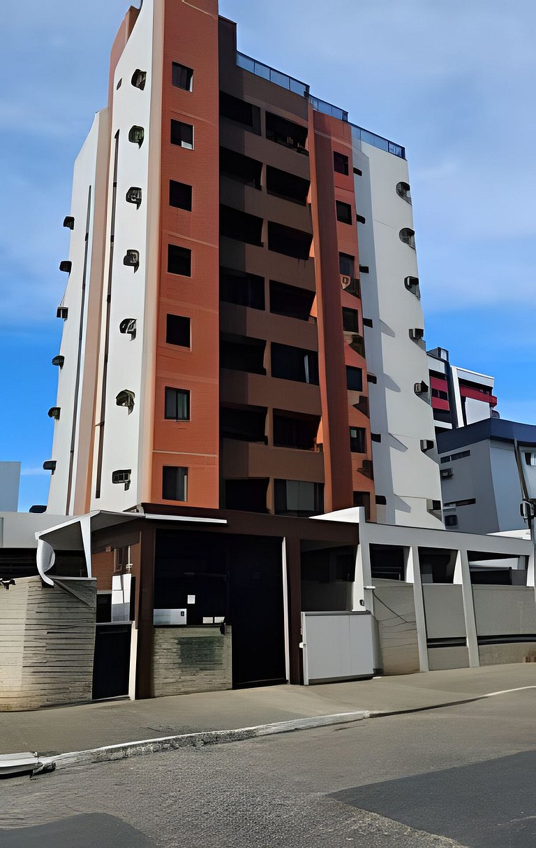 BELEZA e Conforto CABO Branco c/ Piscina e Garagem