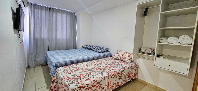 CABO BRANCO, 2 quadras do mar, piscina, garagem