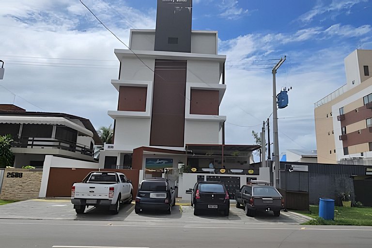 SUÍTE NOVA, piscina e garagem - Jardim Oceania