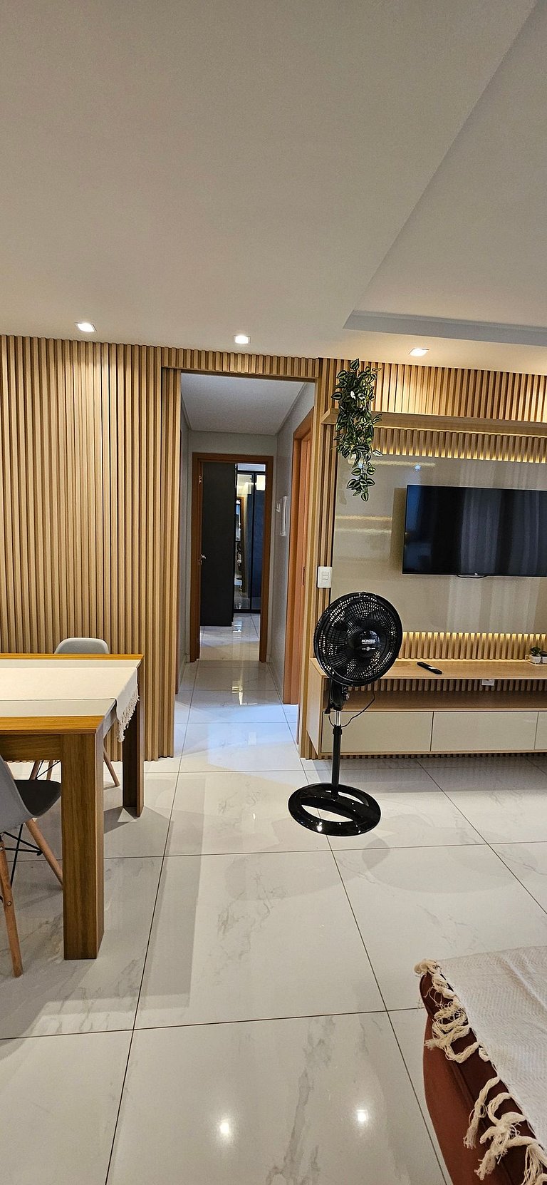 Belo apê 2Q c/ piscina a 200m do mar - Intermares