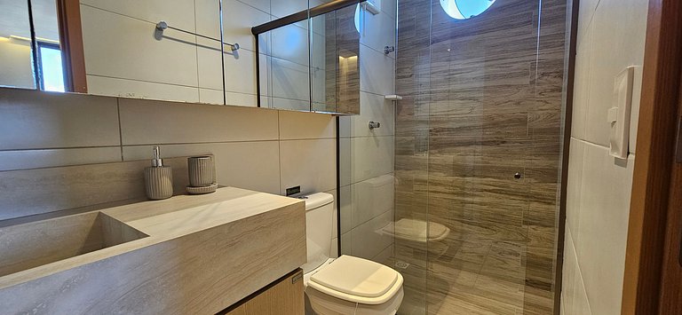 Belo apê 2Q c/ piscina a 200m do mar - Intermares