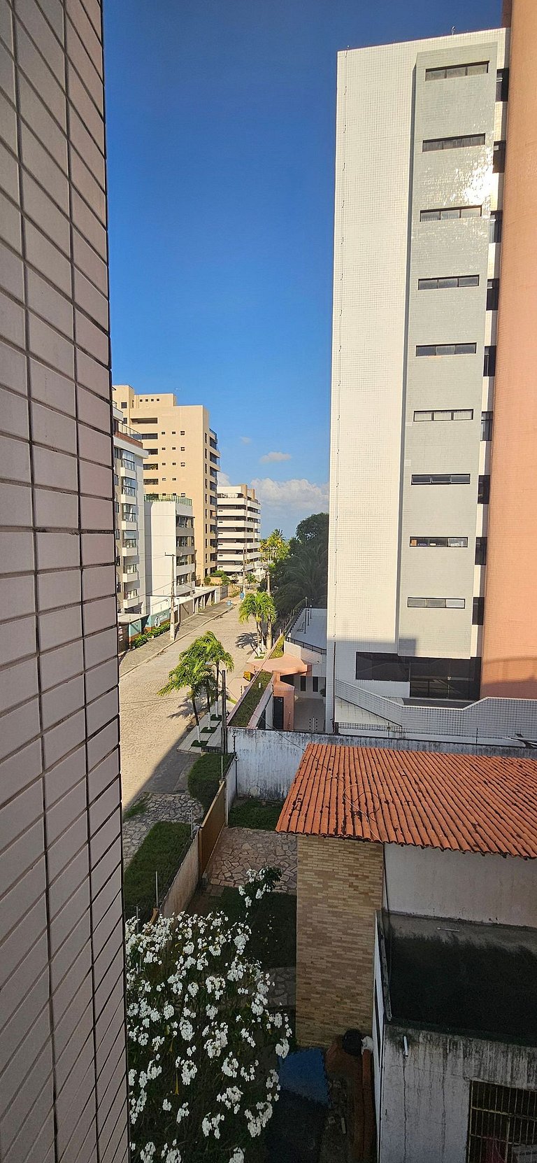 Belo apê 2Q c/ piscina a 200m do mar - Intermares