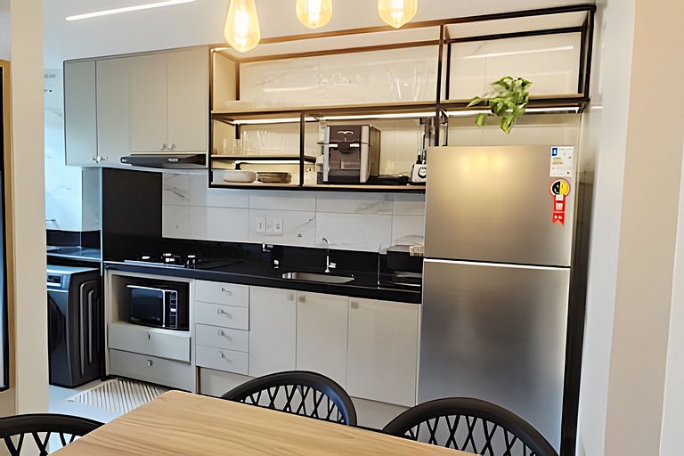 NOVO e Impecável • 1 Quarto • pertinho do LETREIRO