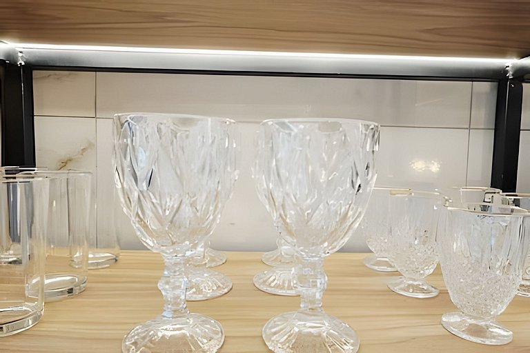 NOVO e Impecável • 1 Quarto • pertinho do LETREIRO