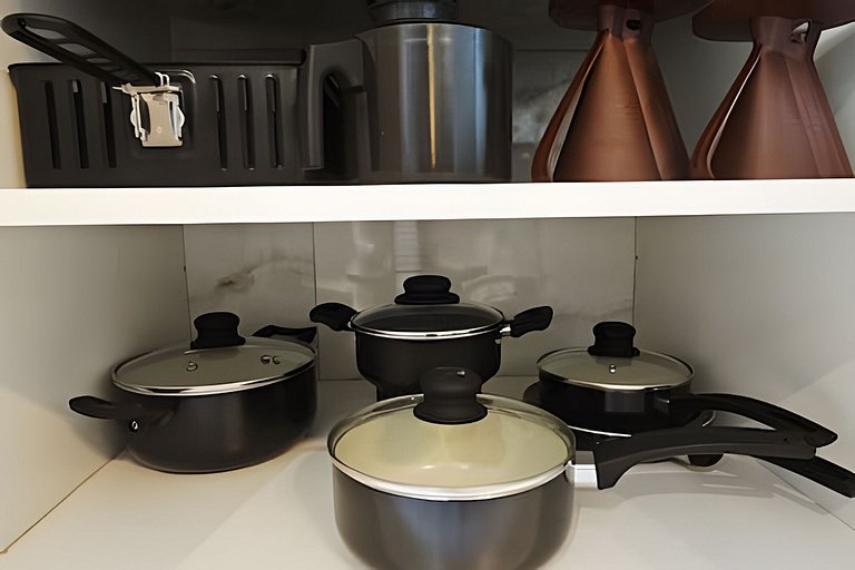 NOVO e Impecável • 1 Quarto • pertinho do LETREIRO