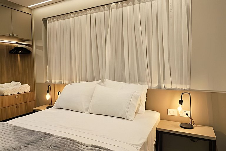 NOVO e Impecável • 1 Quarto • pertinho do LETREIRO