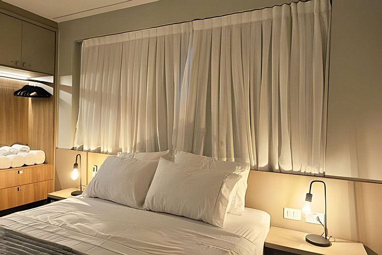 NOVO e Impecável • 1 Quarto • pertinho do LETREIRO