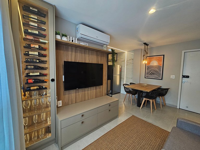 NOVO e Impecável • 1 Quarto • pertinho do LETREIRO