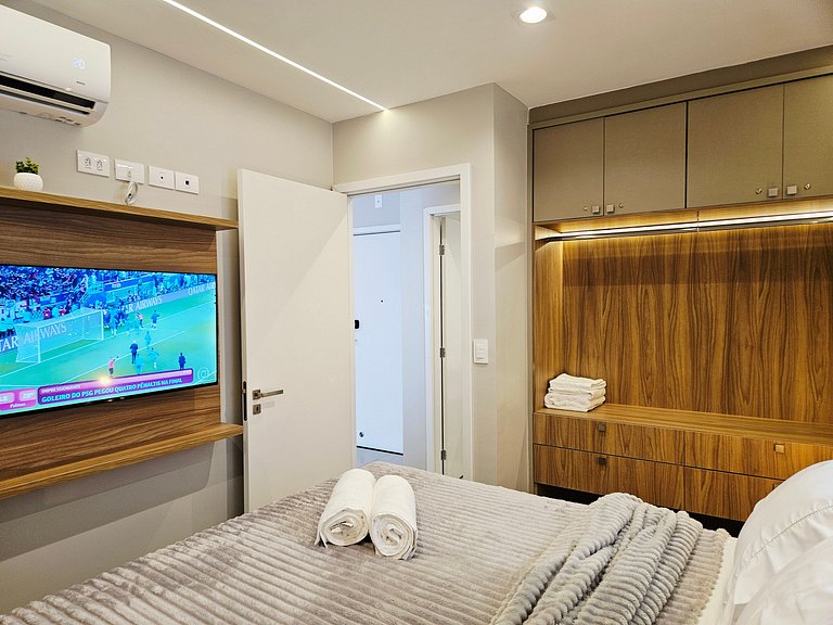 NOVO e Impecável • 1 Quarto • pertinho do LETREIRO