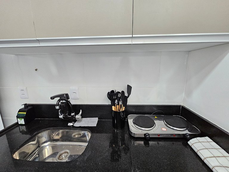 Intermares: flat NOVO p/3, garagem e PISCINA