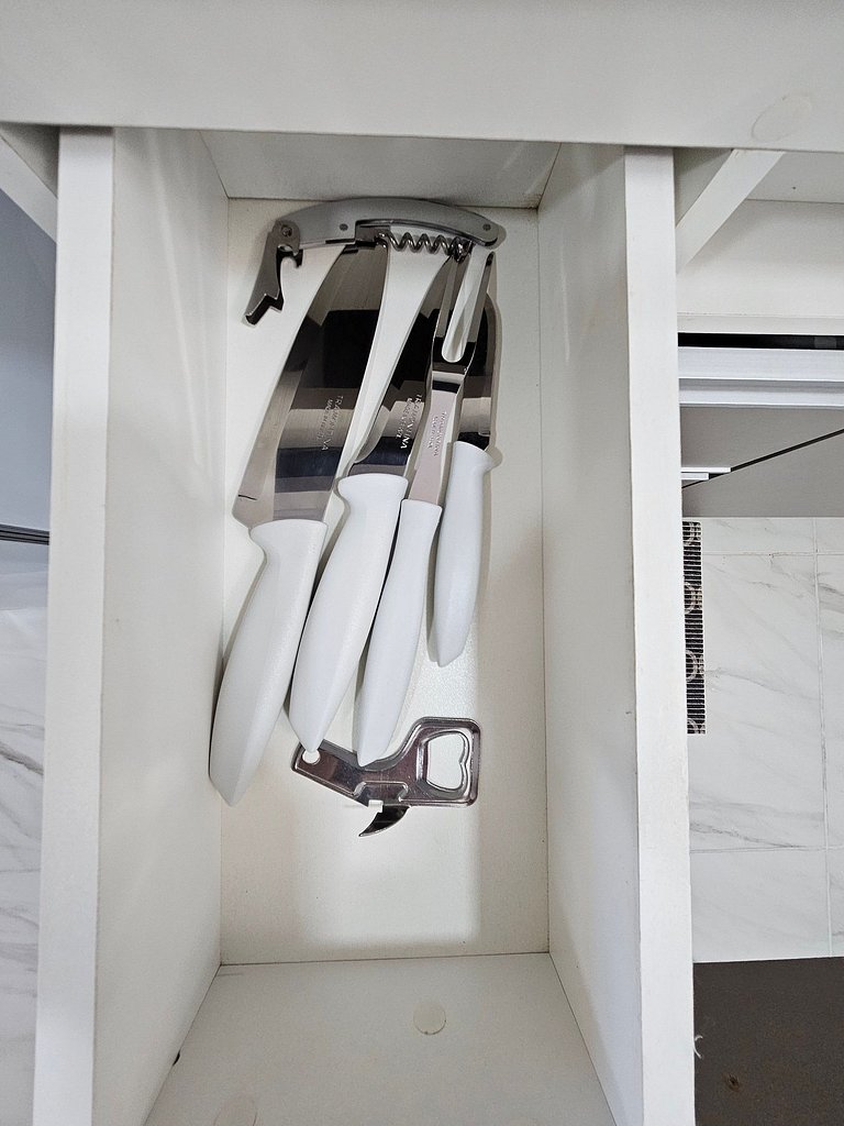 Intermares: flat NOVO p/3, garagem e PISCINA