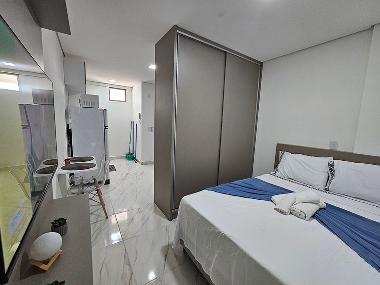 Intermares: flat NOVO p/3, garagem e PISCINA