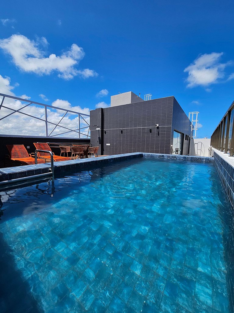 Intermares: flat NOVO p/3, garagem e PISCINA