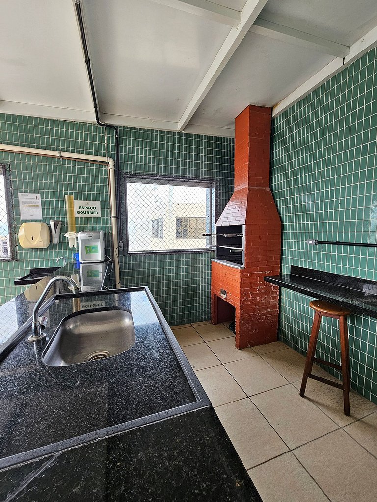 ACONCHEGANTE em Tambaú, piscina, garagem FIXA e completo!