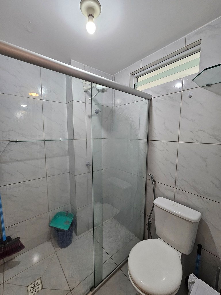 ACONCHEGANTE em Tambaú, piscina, garagem FIXA e completo!