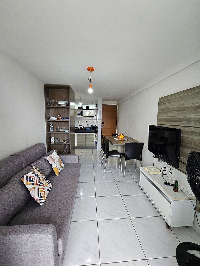 ACONCHEGANTE em Tambaú, piscina, garagem FIXA e completo!