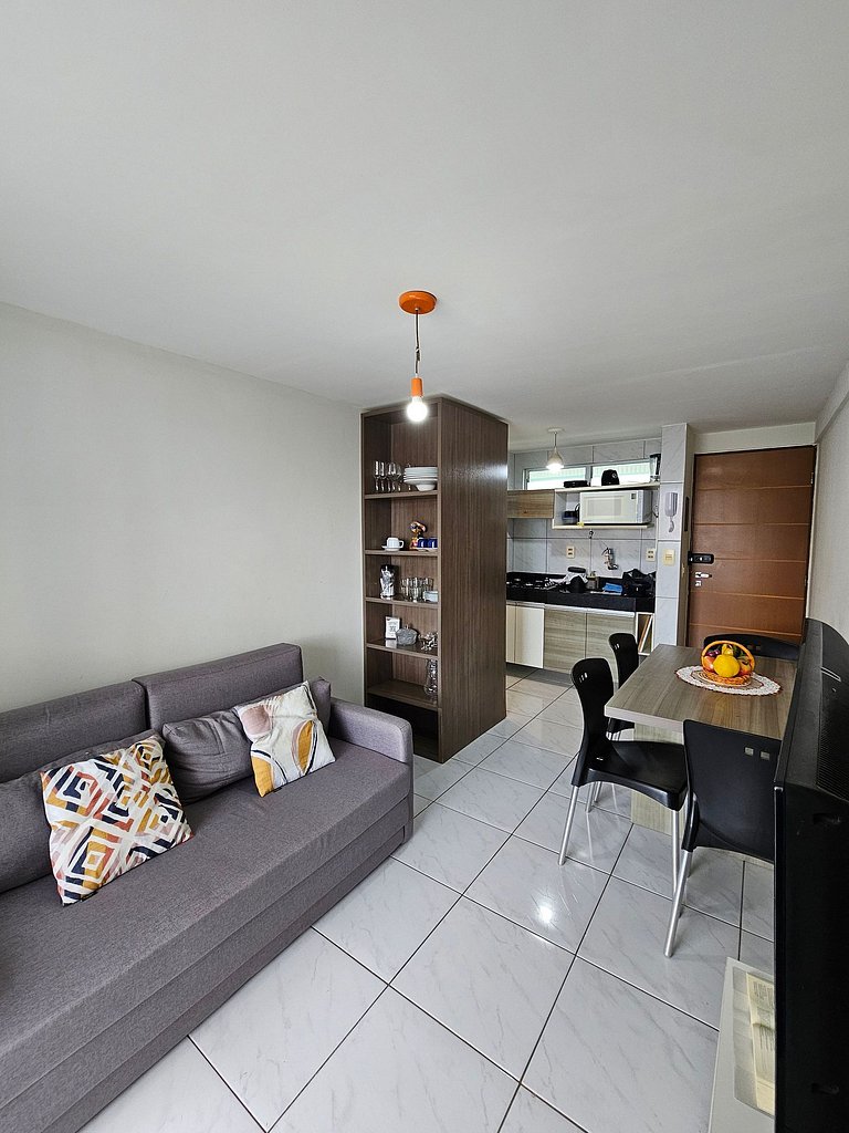 ACONCHEGANTE em Tambaú, piscina, garagem FIXA e completo!