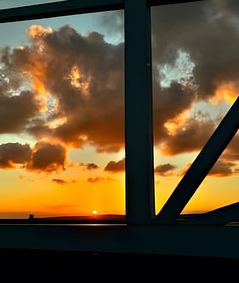 Flat NOVO/Piscina na cobertura vista Pôr do SOL